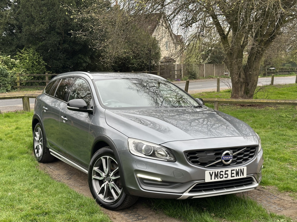 2016 Volvo V60 CROSS Country